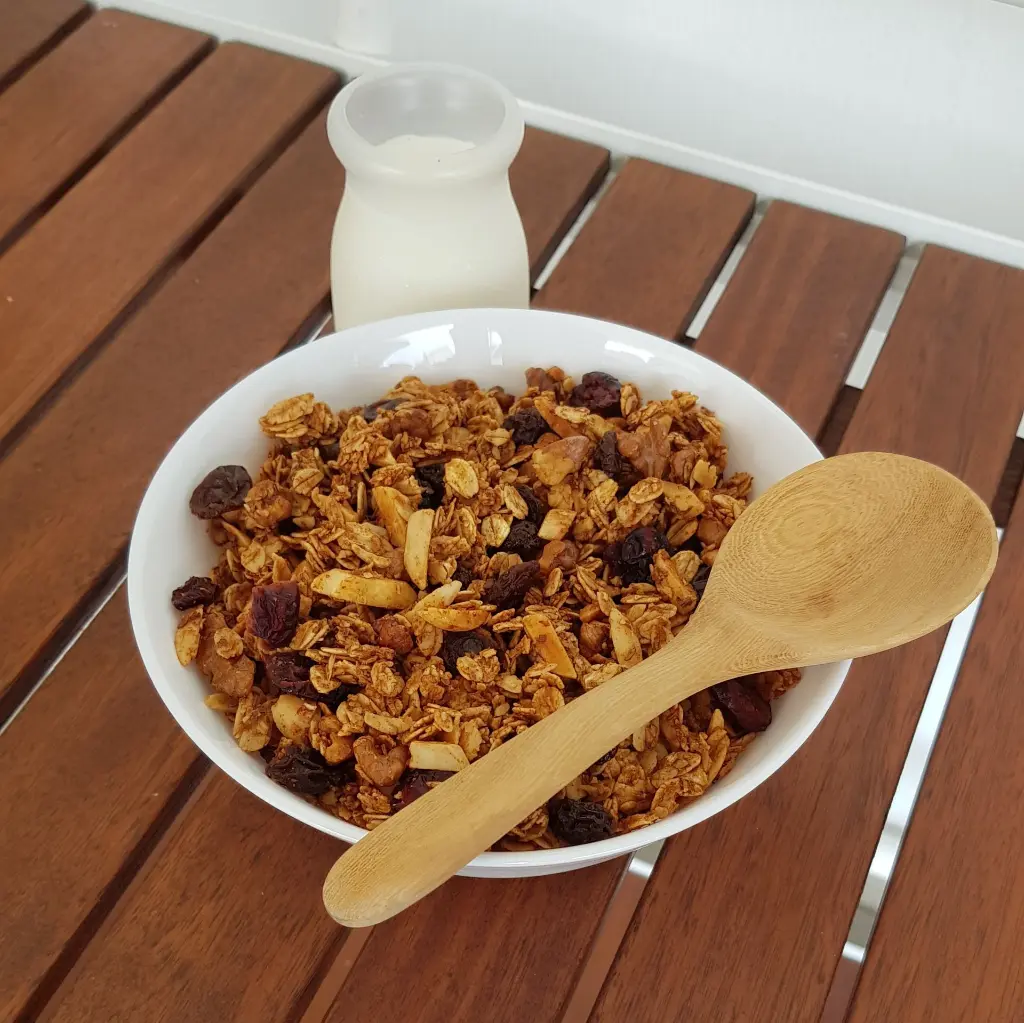 Yummies Granola 2.webp